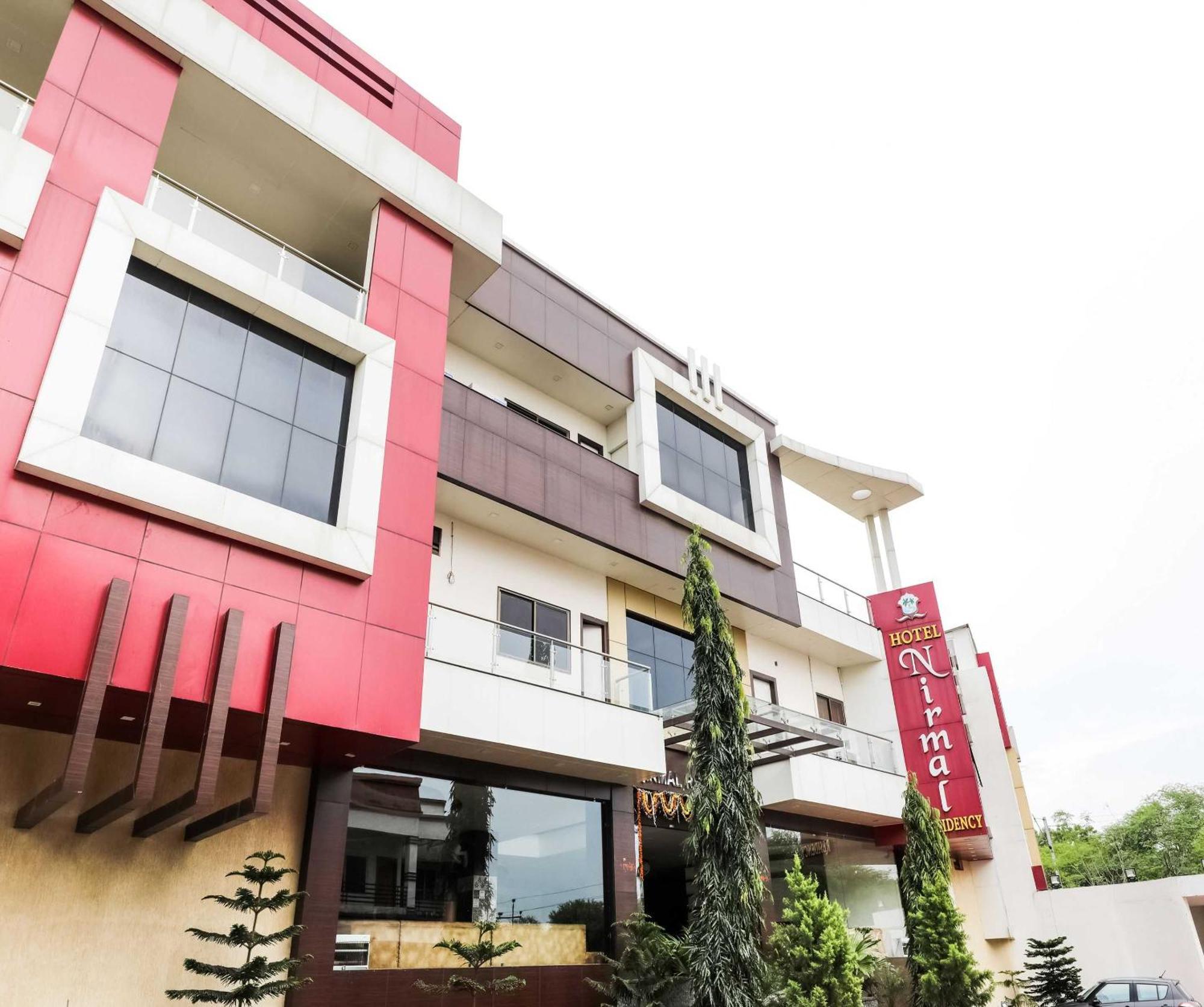 Super Townhouse Lalghati Near Airport 보팔 외부 사진