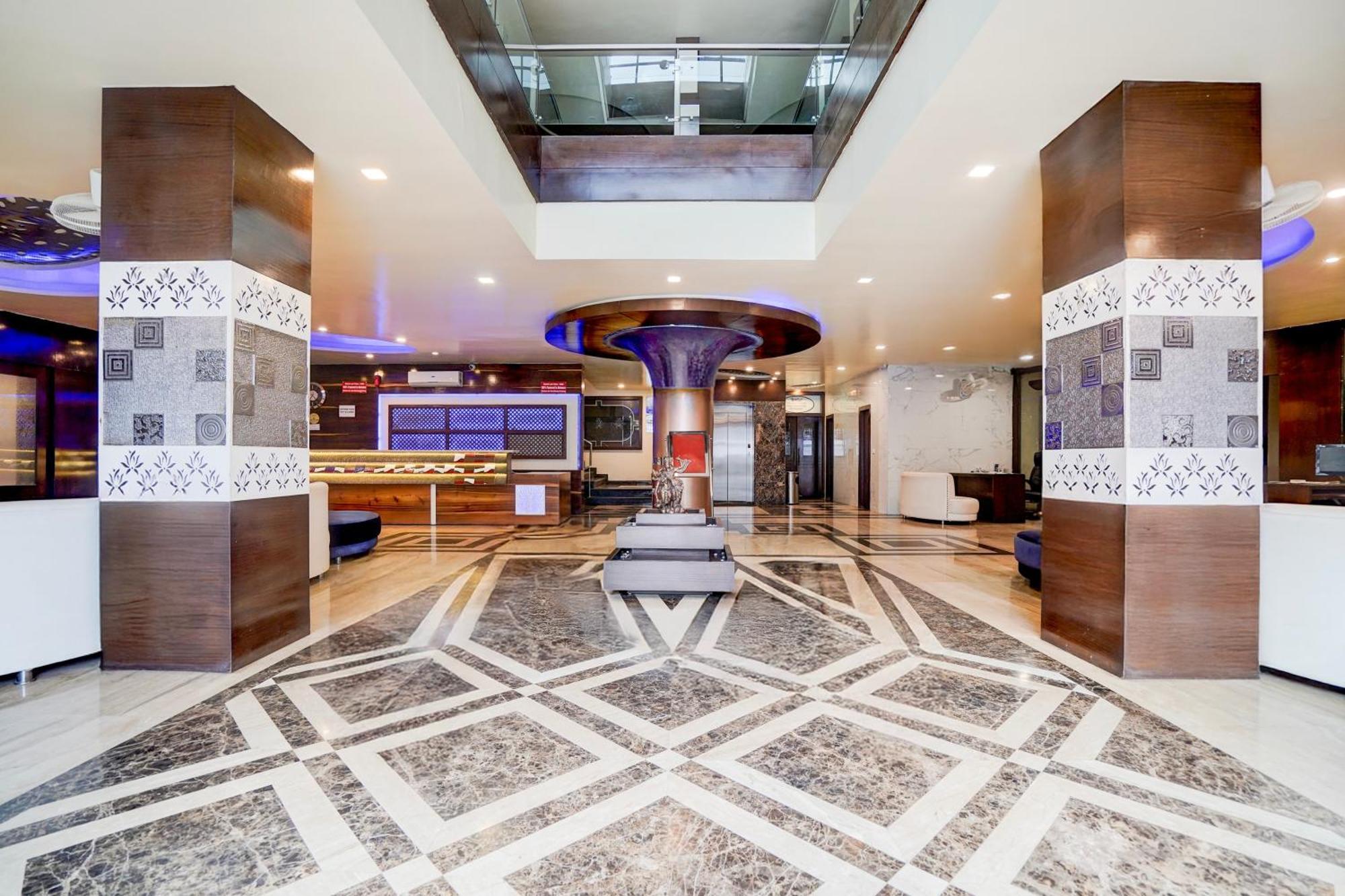 Super Townhouse Lalghati Near Airport 보팔 외부 사진