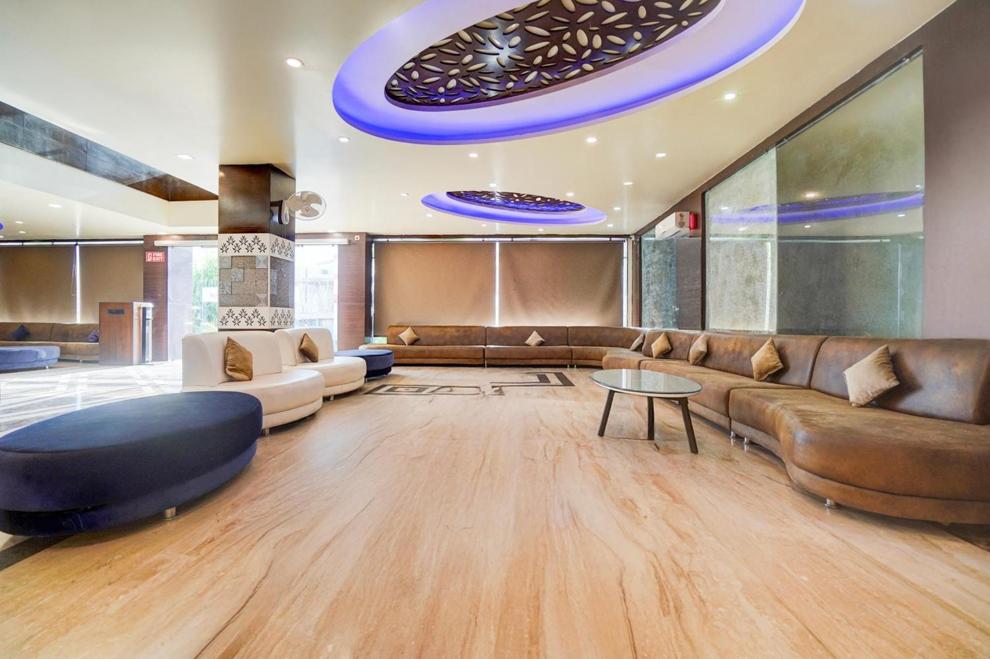 Super Townhouse Lalghati Near Airport 보팔 외부 사진